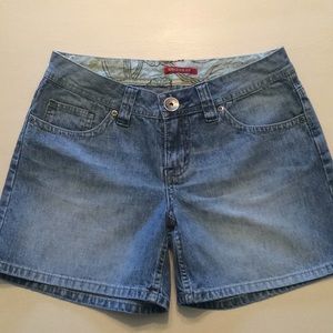 💜3 for $18.UNIONBAY, Jean Shorts, Like New